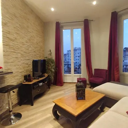 Charming T2 - Close To The Harbor Apartment *