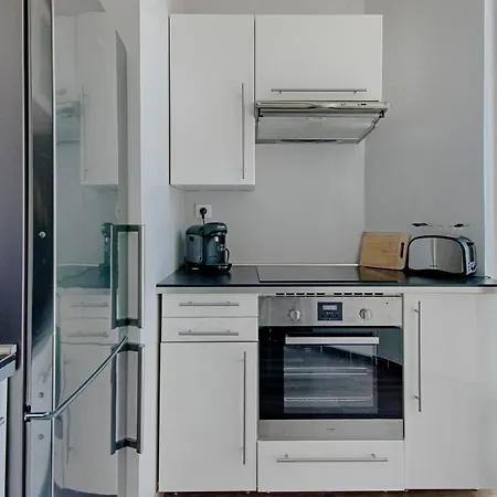 Charming T2 - Close To The Harbor * Nice