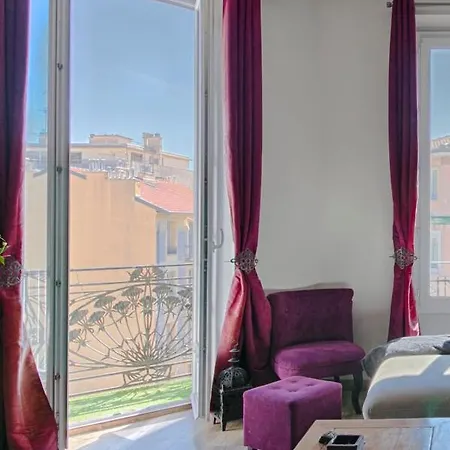 Charming T2 - Close To The Harbor Apartment *