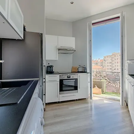 Charming T2 - Close To The Harbor * Nice