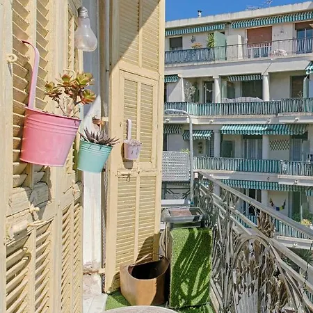 Charming T2 - Close To The Harbor * Nice